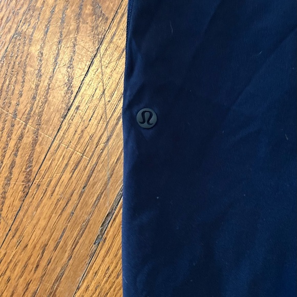 Lululemon cropped athletic pants - Picture 3 of 3